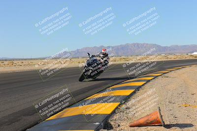 media/Dec-18-2022-SoCal Trackdays (Sun) [[8099a50955]]/Turn 4 Inside (10am)/